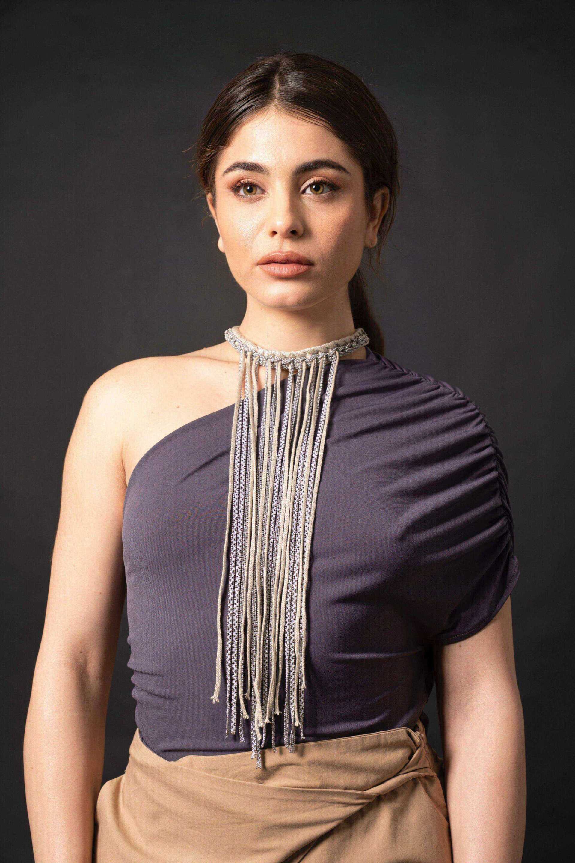 Miniatura Choker a torchon con frangia di fili - 100%CACHEMIRE