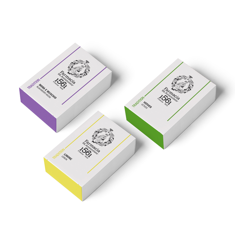 Tris saponette: vetiver, limone, mora e muschio